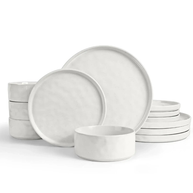 Walmart is selling a $110 stoneware dinner set for only $50, and shoppers call it a ‘new classic’